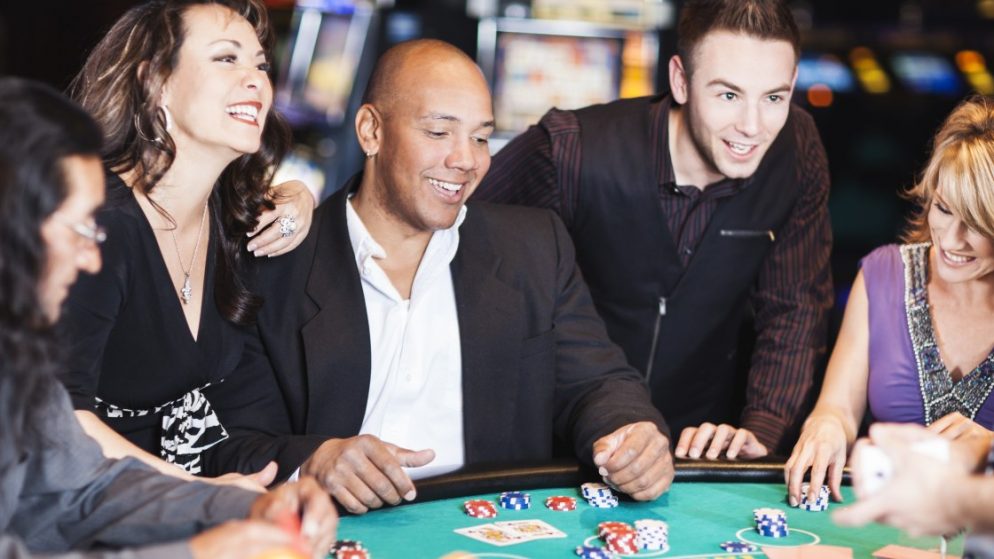 COVID-19 akan menjauhkan 1 dari 4 Pengunjung Casino di 2021